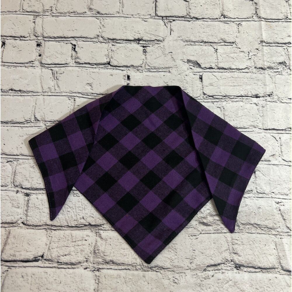 Trick Or Treat Black Cat Flannel Purple Black‎ Buffalo Plaid Dog Bandana 26”x17” - Picture 3 of 3